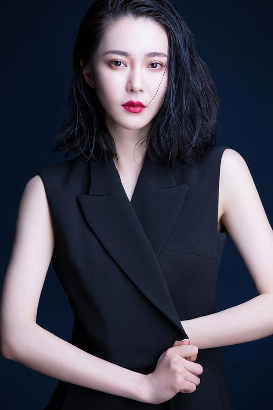 胡然的图片,光影交织下的魅力瞬间